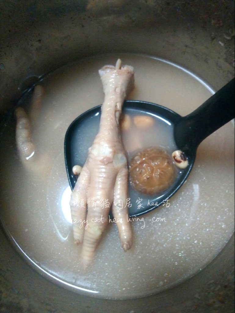 花生眉豆煲雞腳