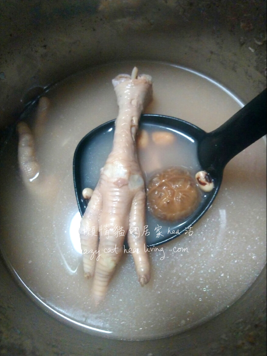 花生眉豆煲雞腳