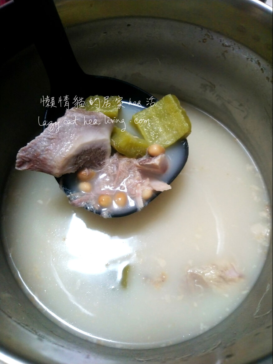 苦瓜黃豆煲豬骨